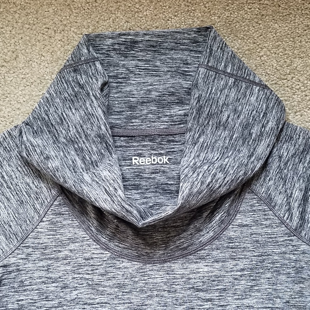 NWOT Reebok Top - Picture 2 of 8